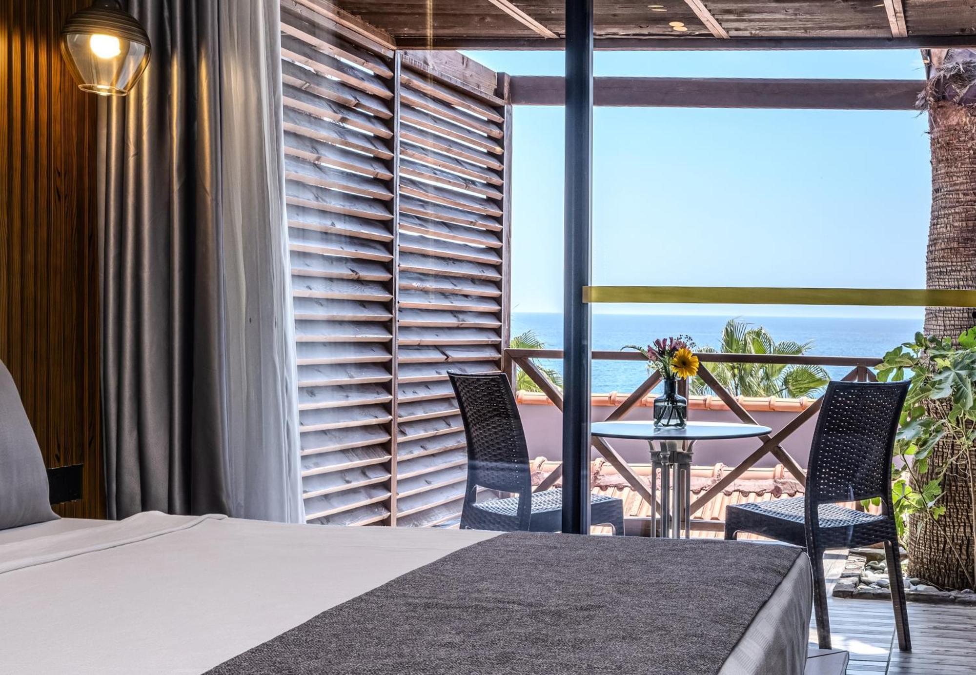 Adora Calma Beach Hotel Adults Only Kızılot Esterno foto